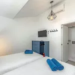 Luxury In Island Village. Apartamento