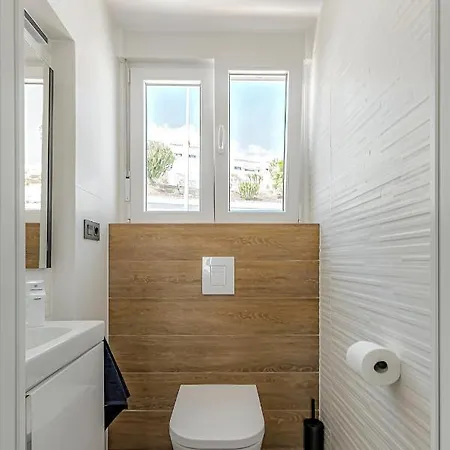 Luxury In Island Village. Apartamento *